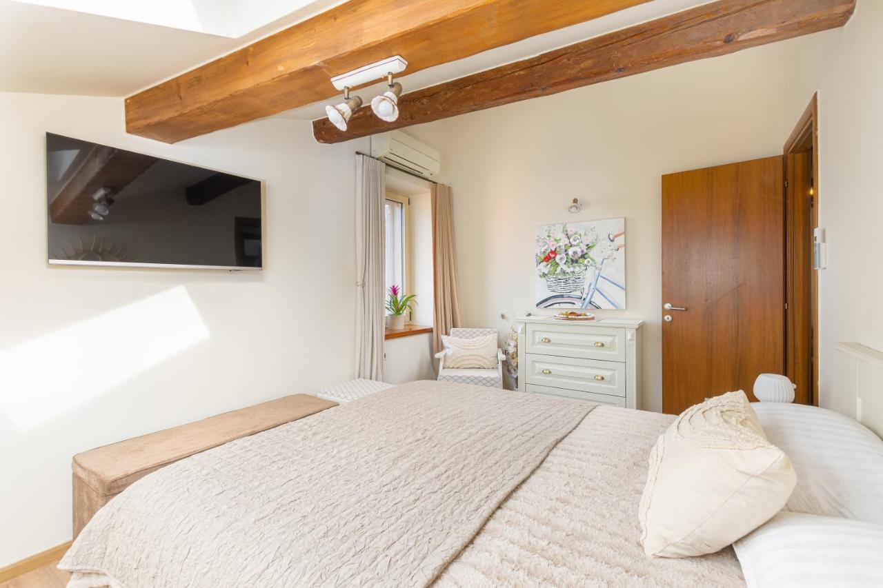 Exclusive Seafront Bacchus Apartment Poreč Extérieur photo